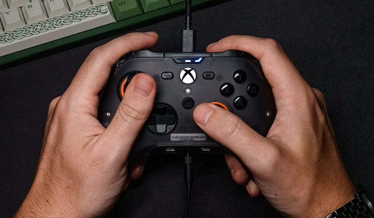 מותאם ל‑Xbox ומתאים גם ל‑PC