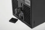 ⁦בקר שחור XBOX + באנדל wd c50 1t⁩ – תמונה ⁦4⁩