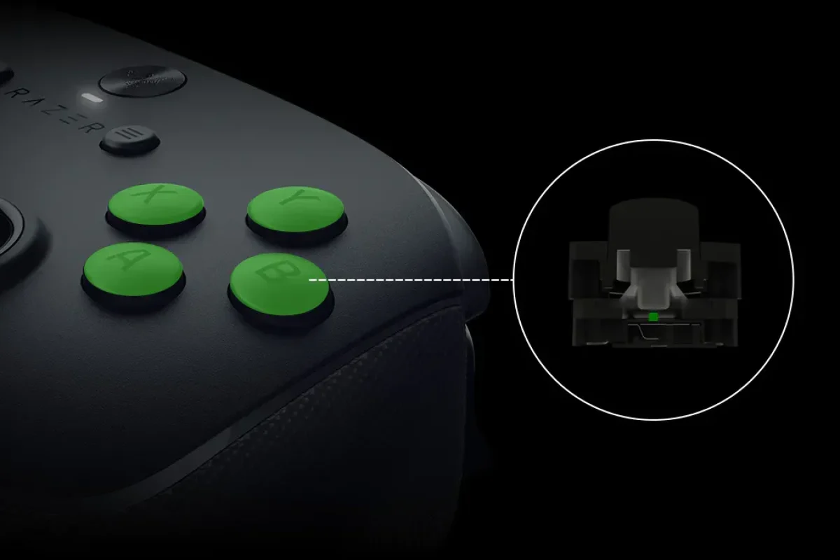כפתורי פעולה Razer Mecha-Tactile בציפוי PBT
ו-D-Pad צף בעל 8 כיוונים