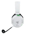 ⁦אוזניות גיימינג ל-XBOX דגם BlackShark V3 בצבע לבן מבית Razer⁩ – תמונה ⁦2⁩