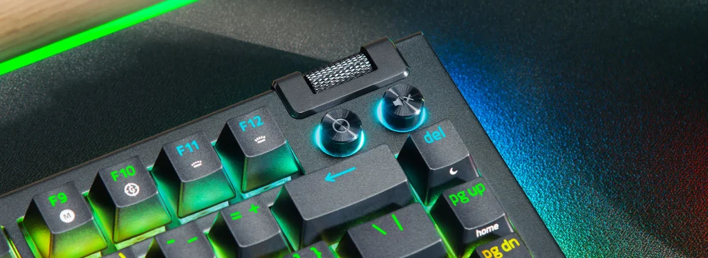 MULTI-FUNCTION ROLLER AND MEDIA KEYS