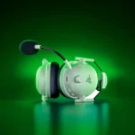 ⁦אוזניות RAZER BLACKSHARK V2 PRO (XBOX LICENSED) בצבע לבן⁩ – תמונה ⁦4⁩