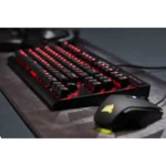 ⁦מקלדת גיימינג מכנית Corsair K63 –  CHERRY® MX Red⁩ – תמונה ⁦7⁩