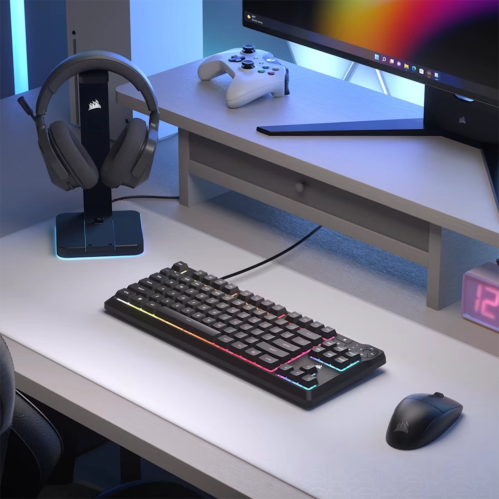Corsair K55 Core TKL RGB – עיצוב קומפקטי, מקשים שקטים ותאורה מותאמת אישית