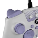 ⁦בקר חוטי TURTLE BEACH REACT-R Controller – לבן-סגול⁩ – תמונה ⁦10⁩